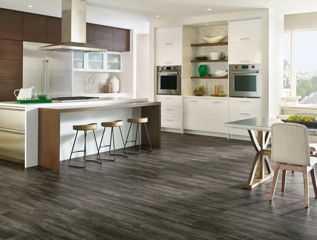 Luxury vinyl plank flooring Broomall PA with expert installation & free estimates. Call Prime Epoxy Flooring today: (302) 600-2835.