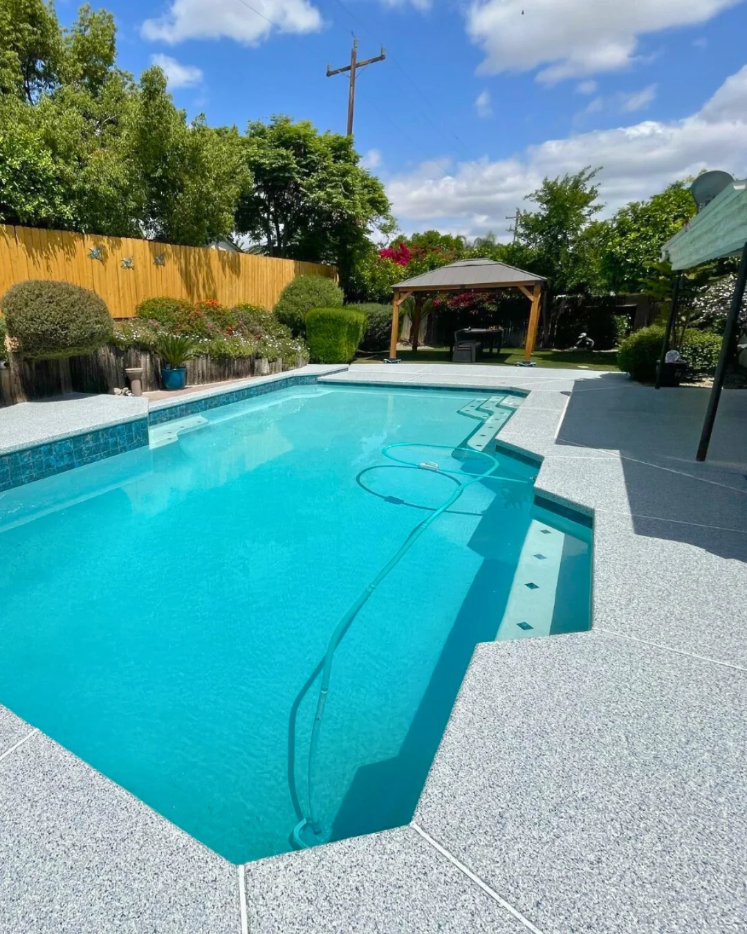 Residential garage floor epoxy coating